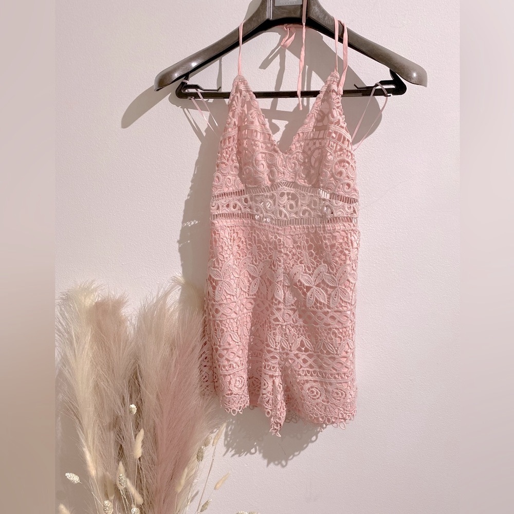 NEW- LUSH- Adorable Romper NWT Blush Color Size Small